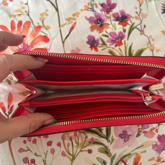 kate spade wallet - Picture 2 of 3